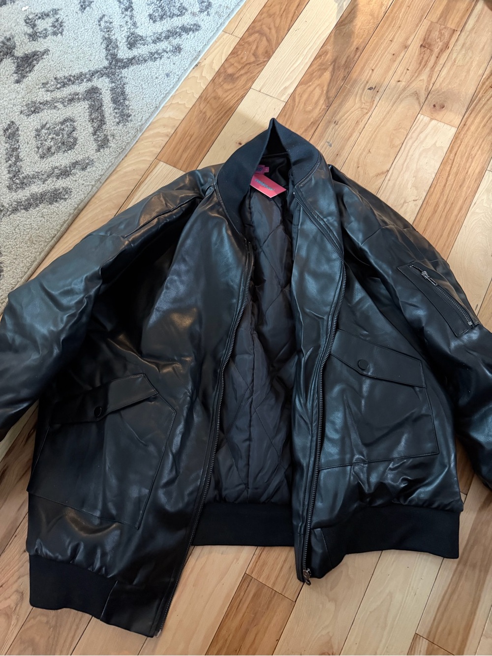 Edikted Black Oversized Leather-Look Bomber Jacket - Picture 3 of 6